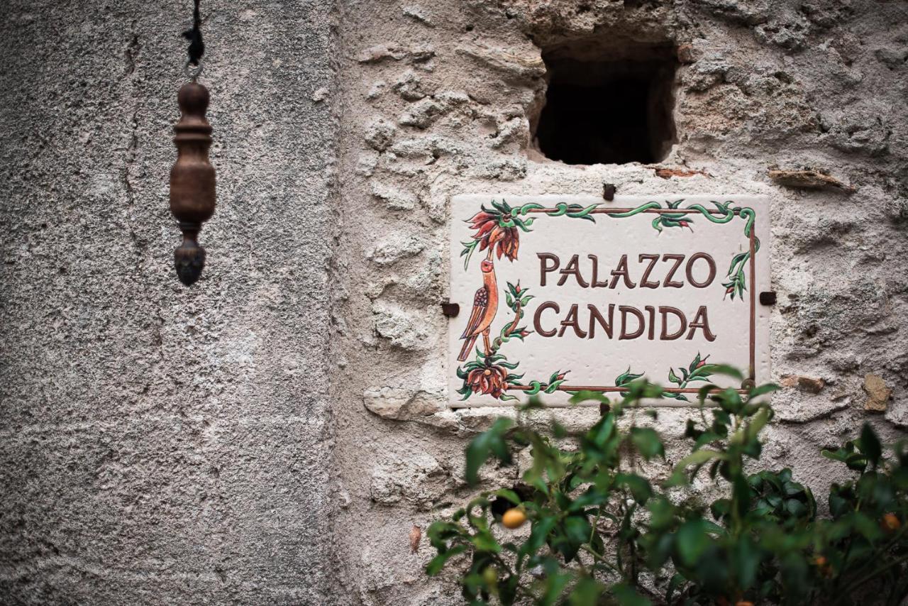 Palazzo Candida B&B Gerace Exterior photo